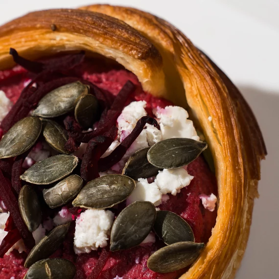 Humuszos kosárka - Hummus basket